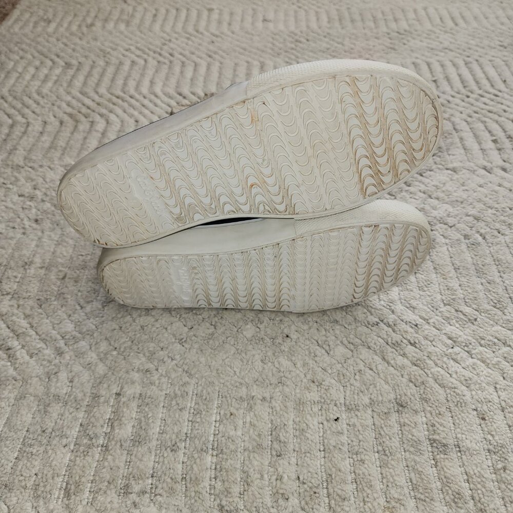 Cat & Jack Kids Slip-On Sneakers | Paint Splatter | Size 4 - Picture 9 of 10